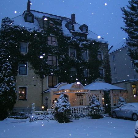 לנדשט Simones Hotel Fuerstenhof מראה חיצוני תמונה