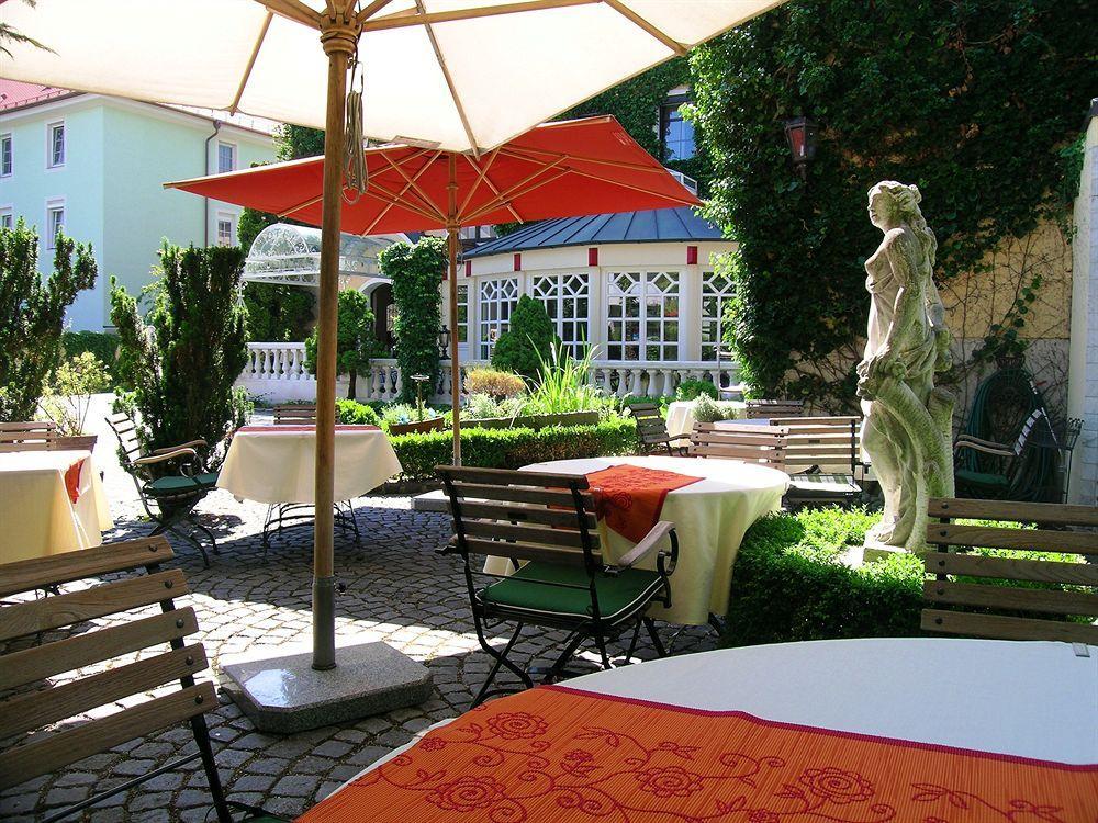לנדשט Simones Hotel Fuerstenhof מראה חיצוני תמונה