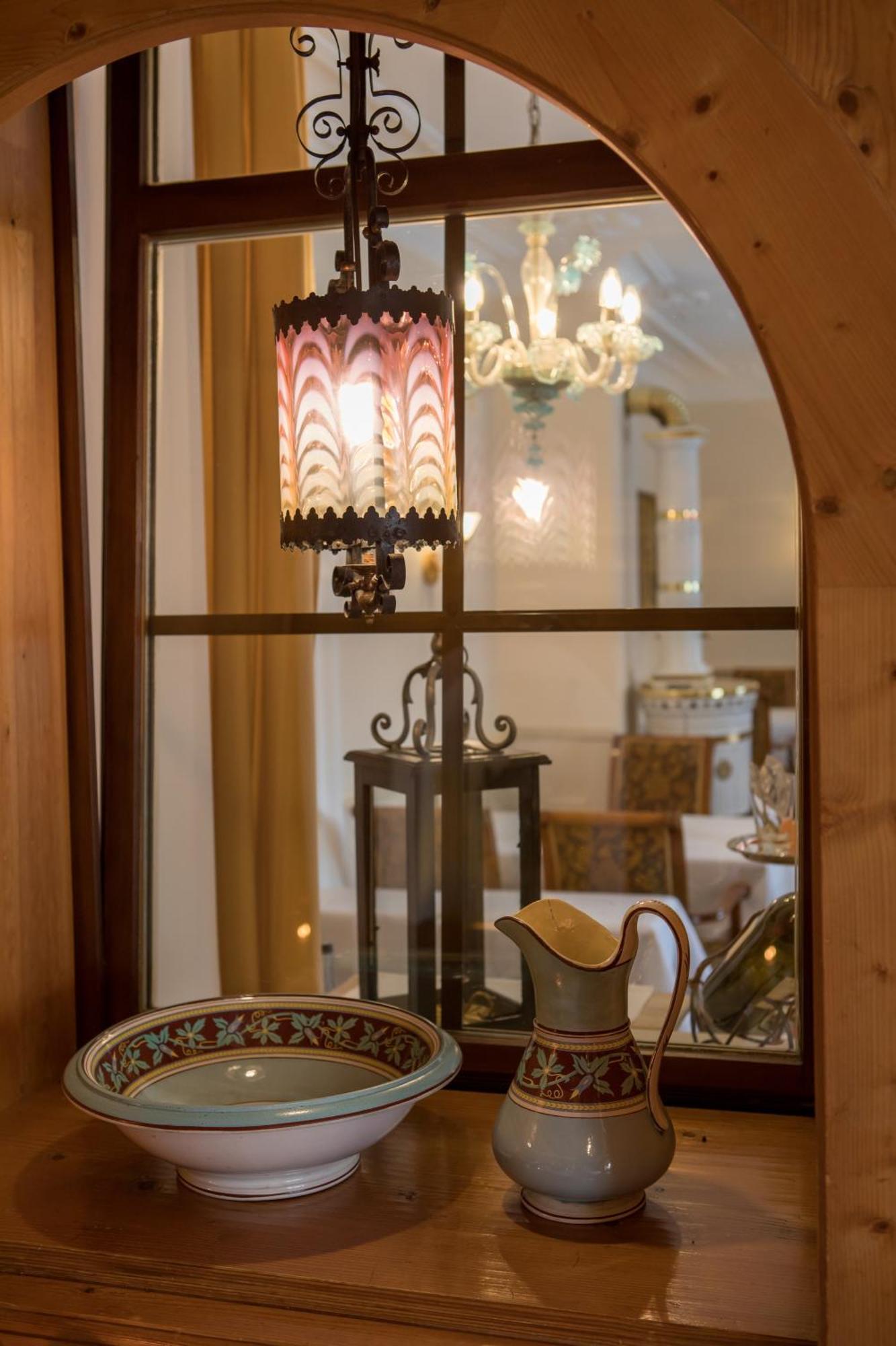 לנדשט Simones Hotel Fuerstenhof מראה חיצוני תמונה