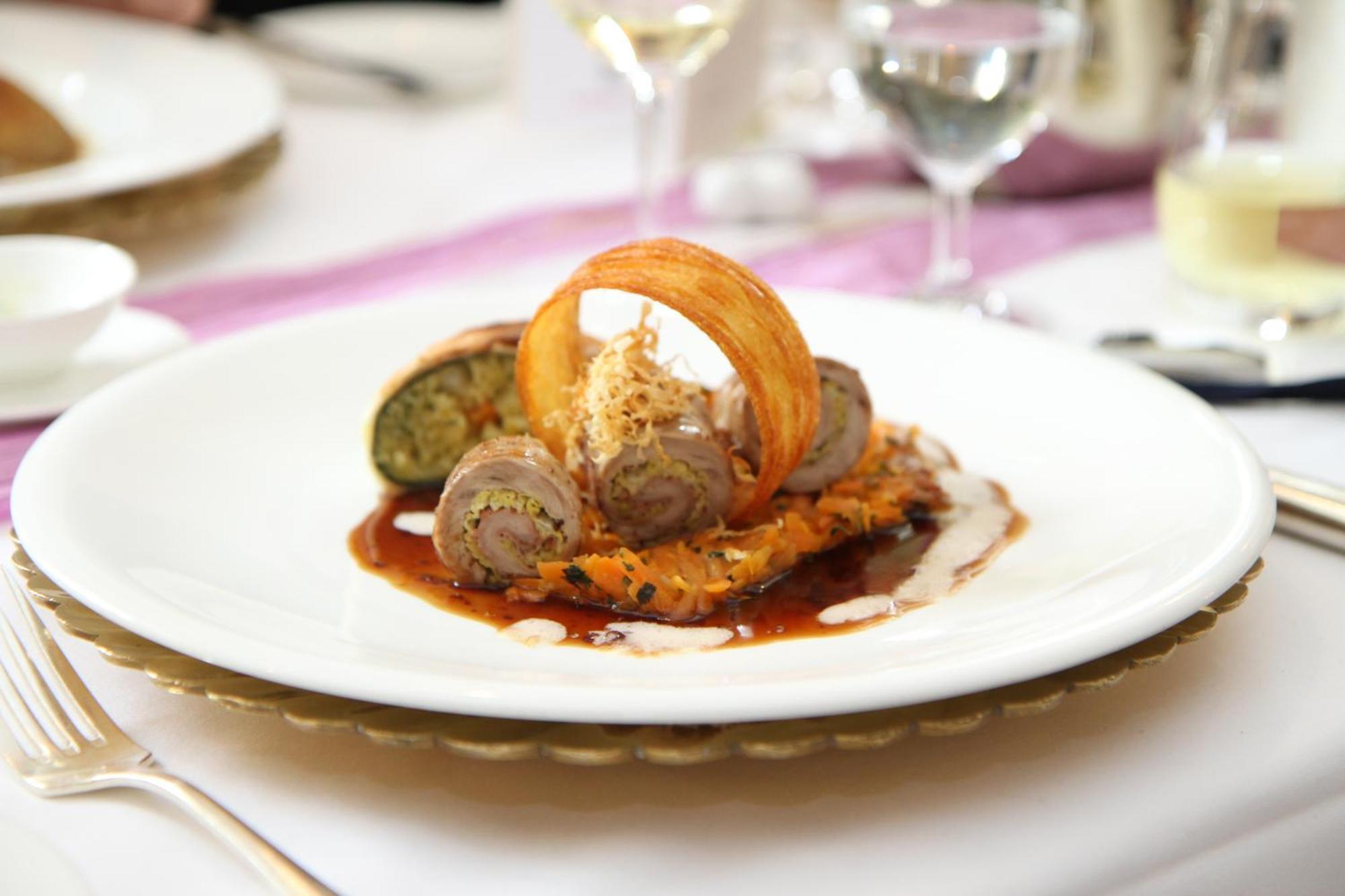 לנדשט Simones Hotel Fuerstenhof מראה חיצוני תמונה