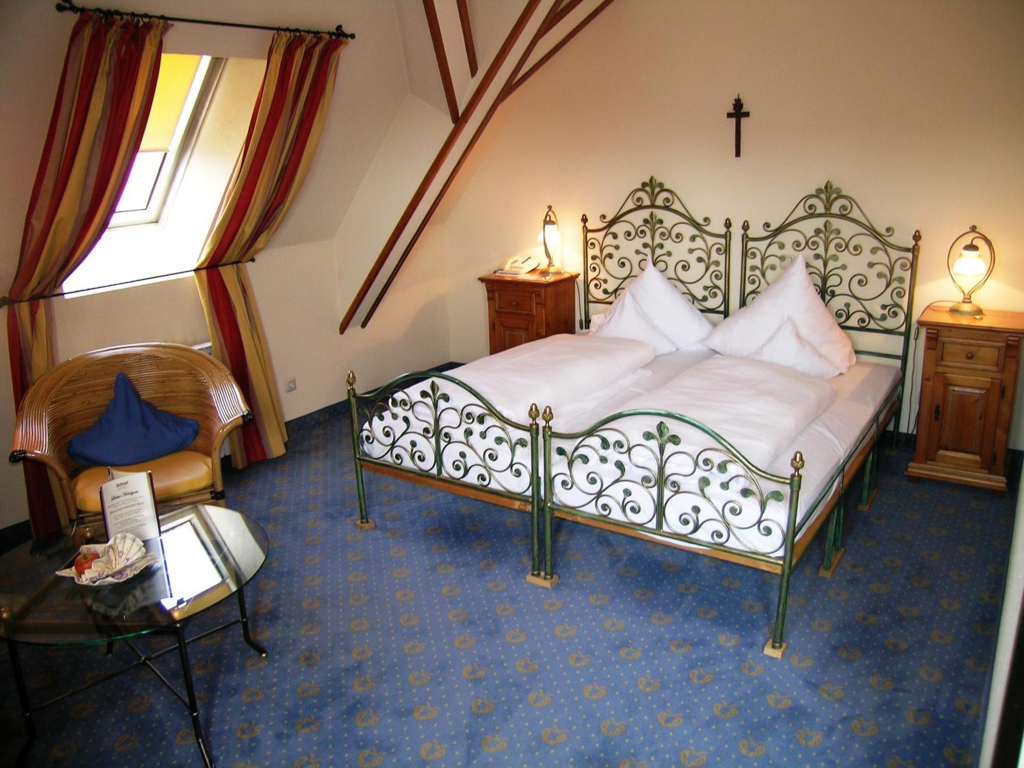 לנדשט Simones Hotel Fuerstenhof חדר תמונה