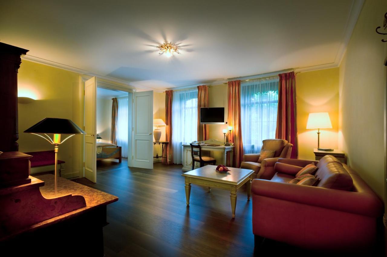 לנדשט Simones Hotel Fuerstenhof מראה חיצוני תמונה